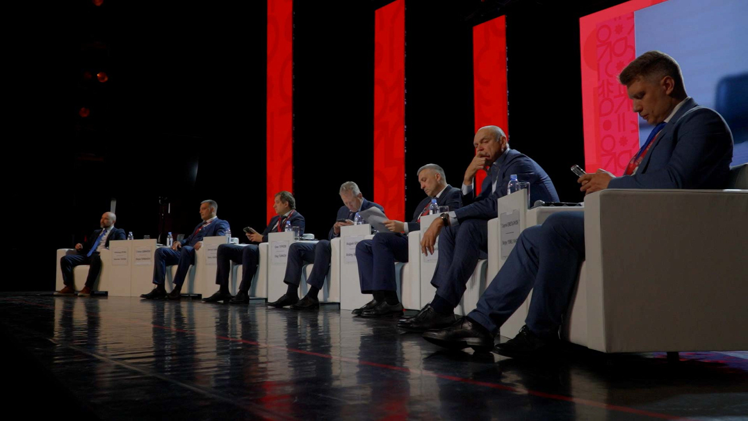 Сессия Развитие международного сотрудничества и торгово-экономических отношений между субъектами Дальнего Востока России и Китая в сфере АПК